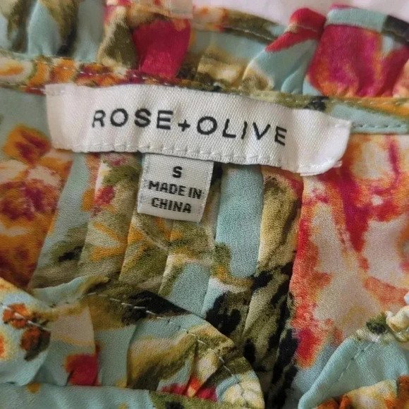 Rose + Olive Floral Blouse - Picture 6 of 6